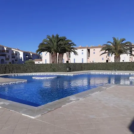T2 Mezzanine Avec Piscine. Apartment Saint-Cyprien (Pyrenees-Orientales)